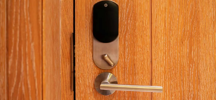 Automatic Locking Door Knob Folsom